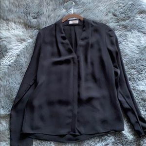 Aritzia Babaton Power Black Flowy Blouse (size M)
